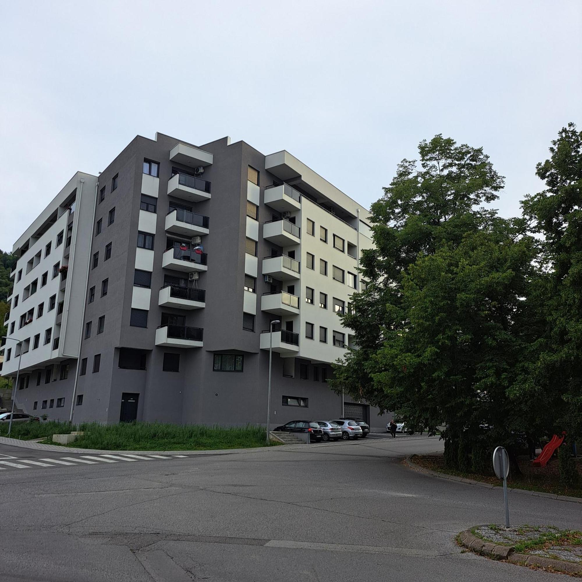 Apartman Luan Banyaluka Dış mekan fotoğraf